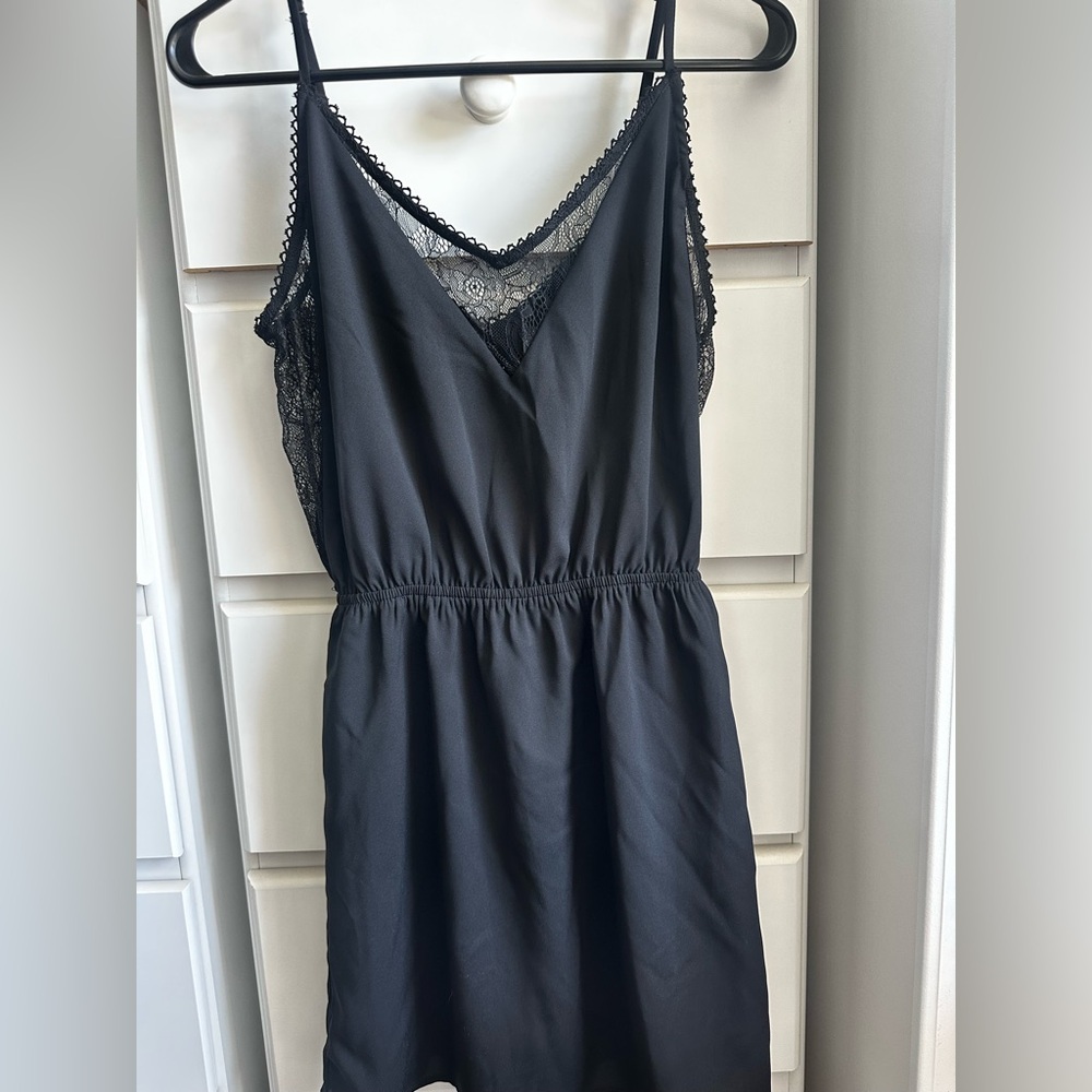 Elegant Black Lace Trim Dress